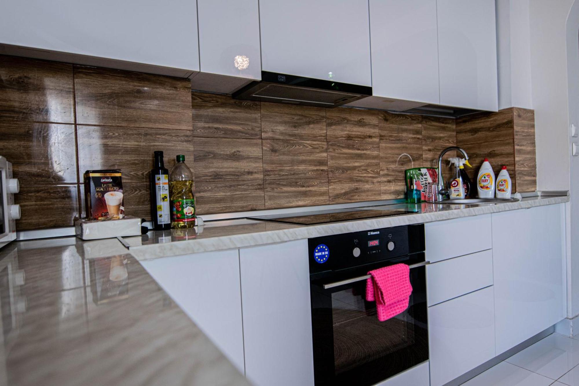 Apartament Near The Park Two Rooms Bucureşti Ngoại thất bức ảnh