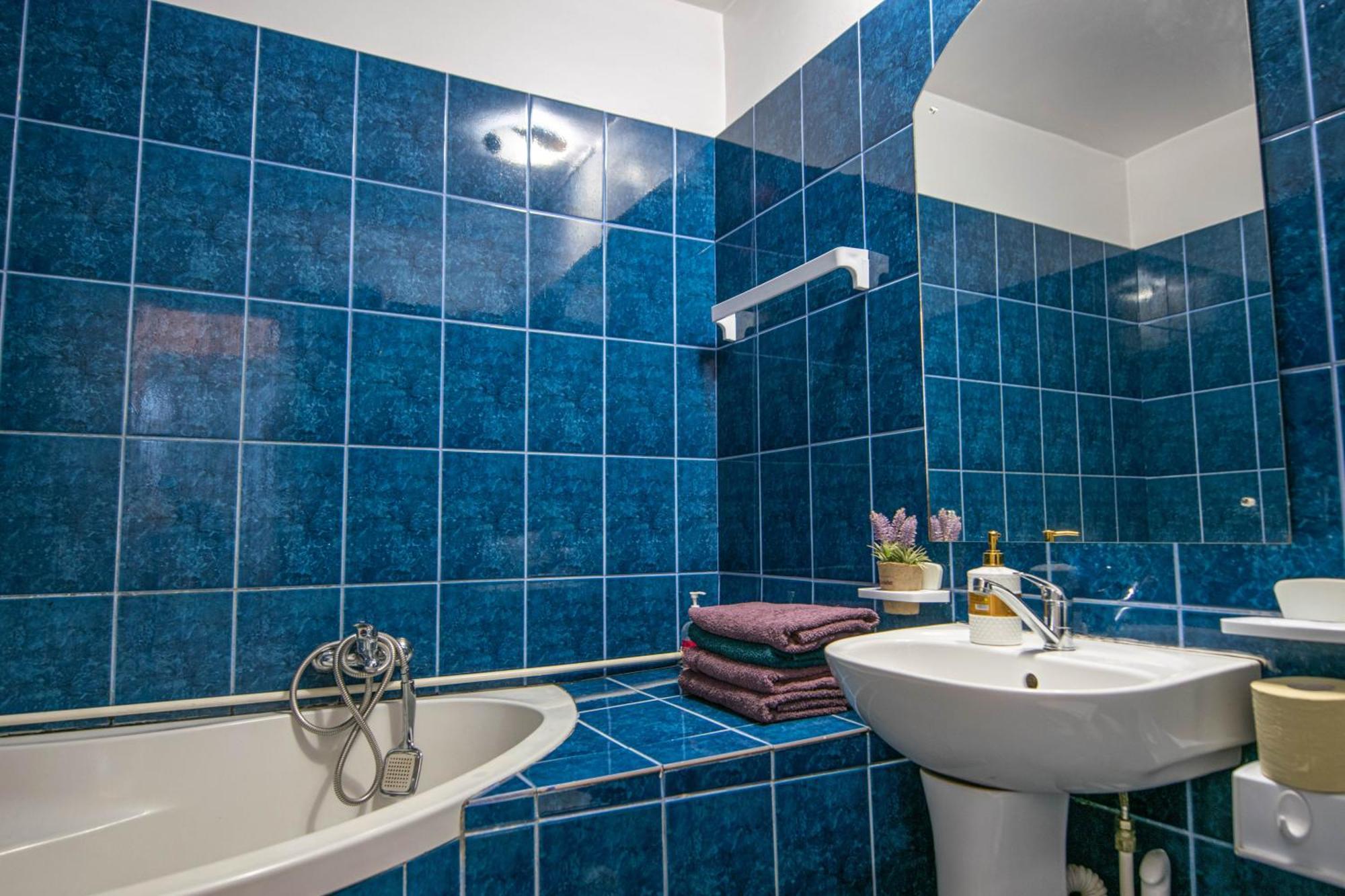 Apartament Near The Park Two Rooms Bucureşti Ngoại thất bức ảnh