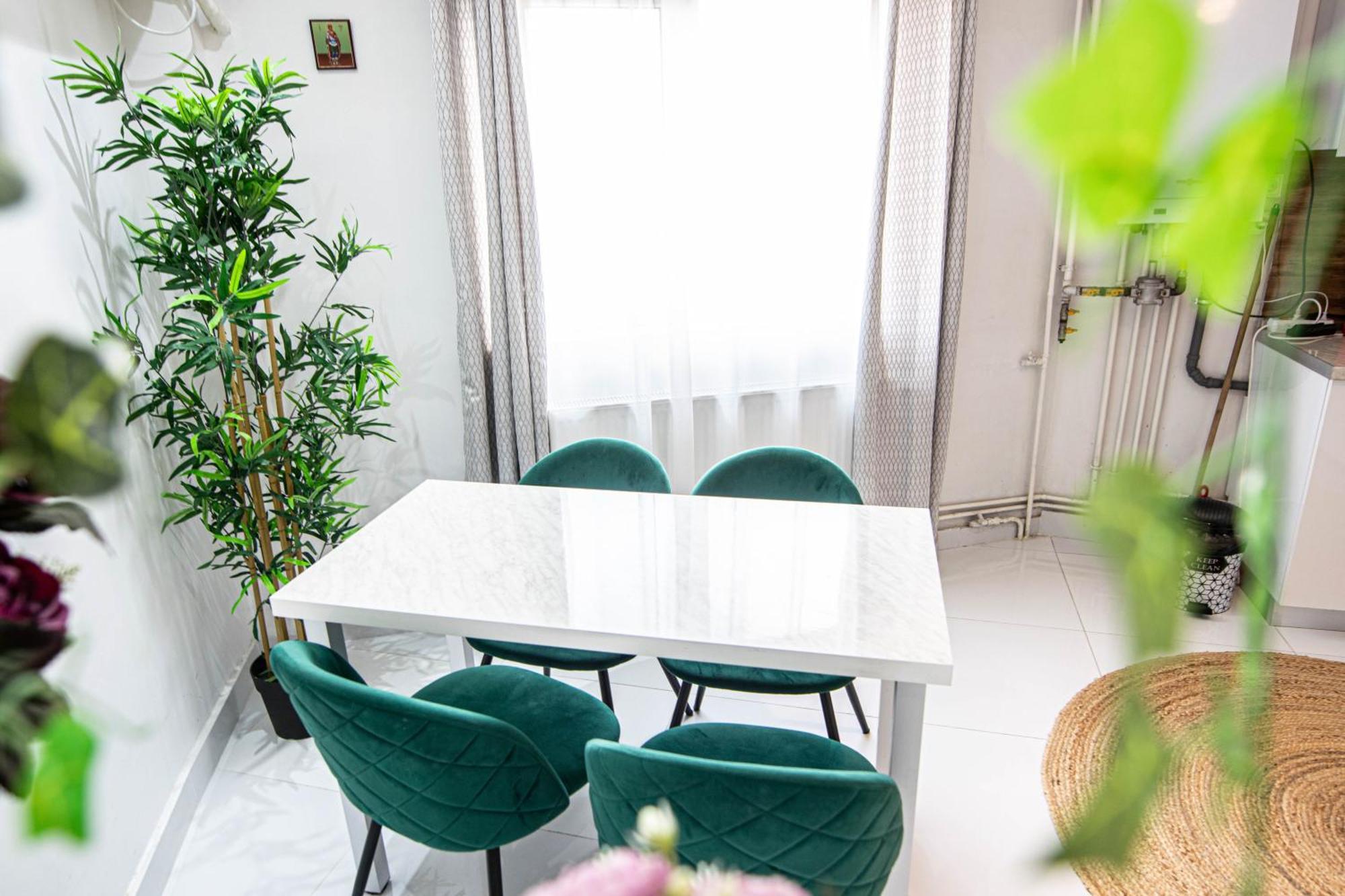 Apartament Near The Park Two Rooms Bucureşti Ngoại thất bức ảnh