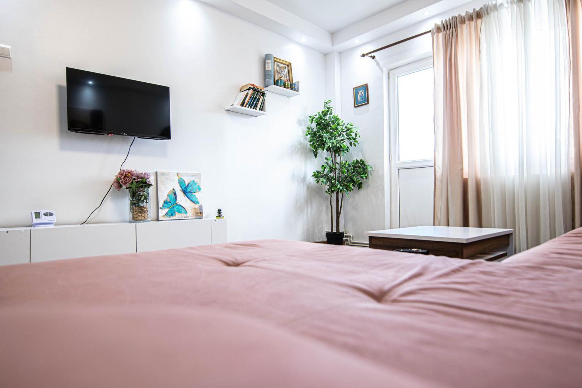 Apartament Near The Park Two Rooms Bucureşti Ngoại thất bức ảnh