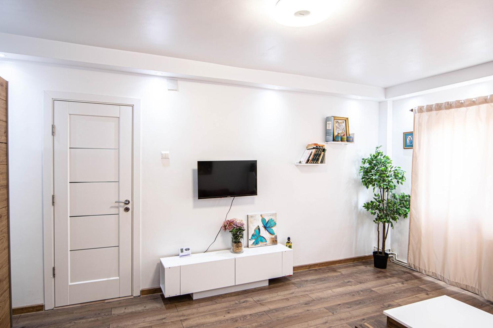Apartament Near The Park Two Rooms Bucureşti Ngoại thất bức ảnh